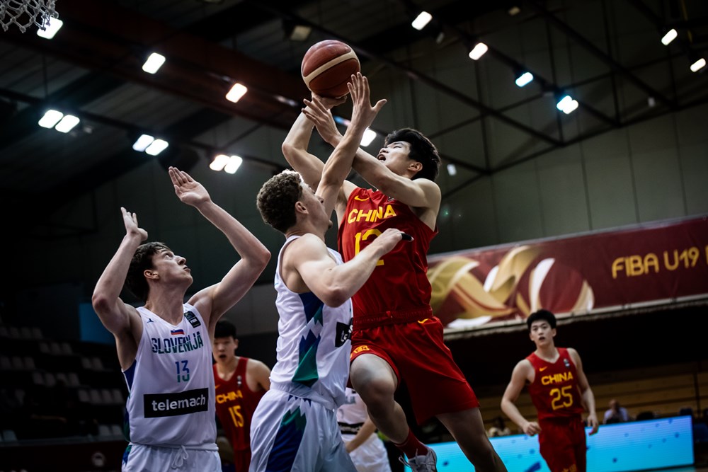 世界杯U19男篮打好小组赛争取排位，淘汰赛压力就小的简单介绍