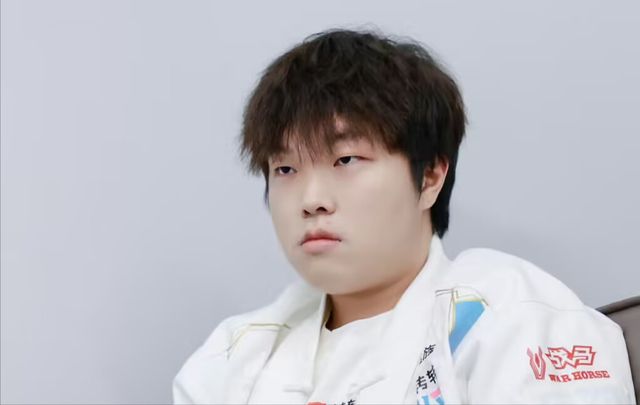 爱奇艺体育登录入口-LPL重回第二赛区！BLG3-2险胜FLY，赛后阿Bin放狠话：打进MSI决赛的简单介绍