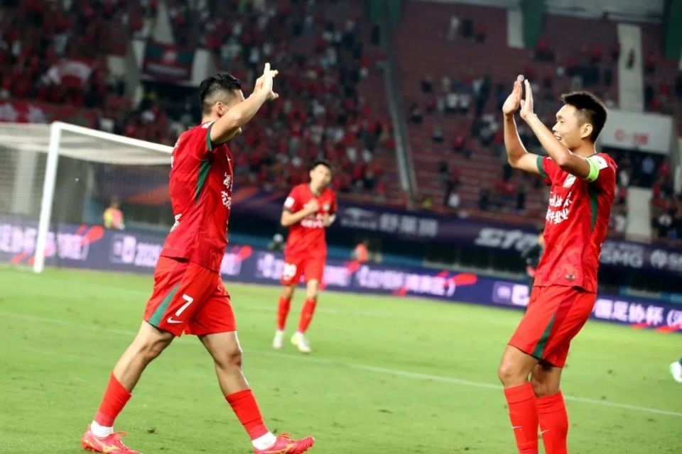 足协杯-王上源钟义浩相互传射河南3-2逆转浙江的简单介绍
