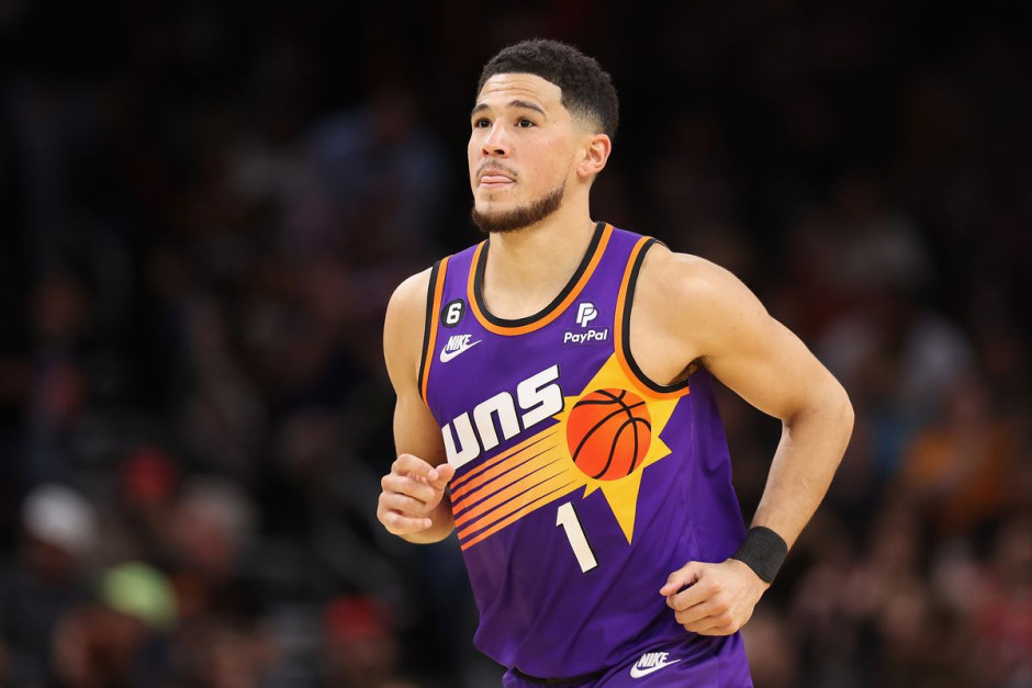 NBA-创史！布克2年1.45亿美元提前续约太阳的简单介绍